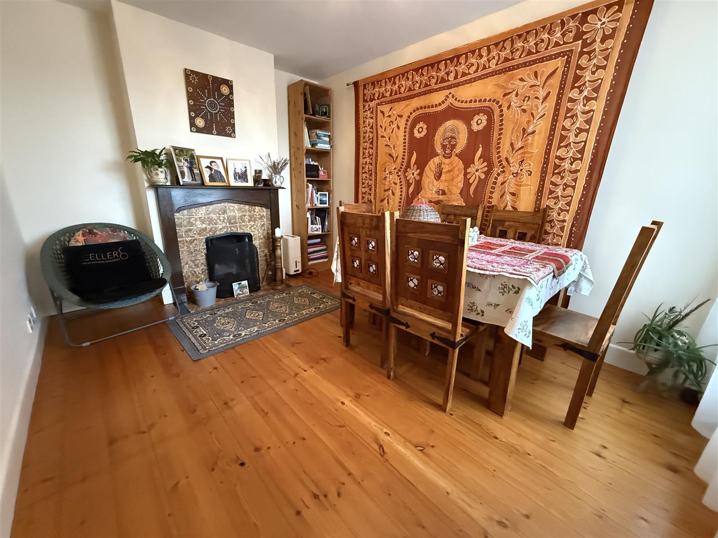 Dining Room: